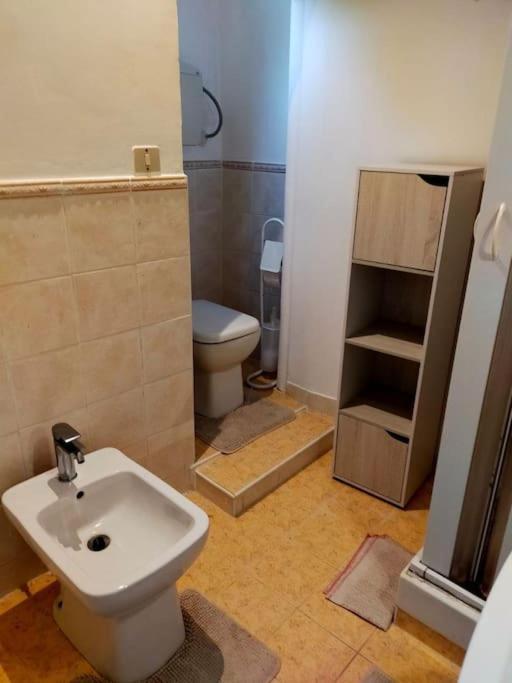 Casa Vacanza "Il Cortiletto" Шака Екстериор снимка