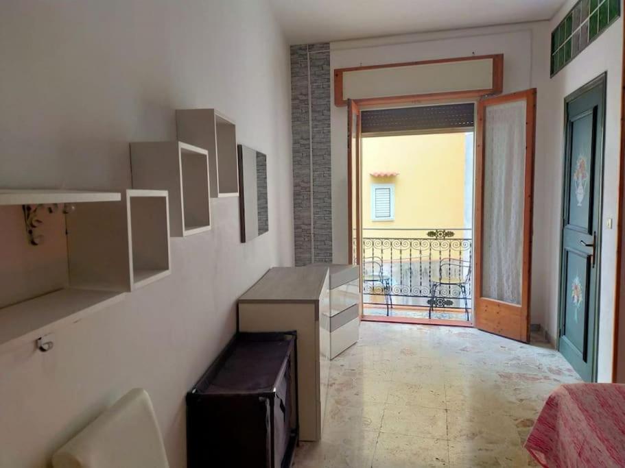 Casa Vacanza "Il Cortiletto" Шака Екстериор снимка